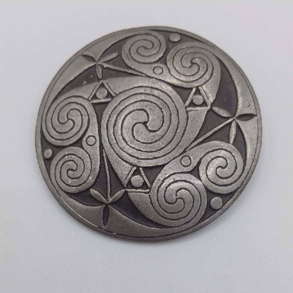 English Pewter Swirl Patterned Brooch